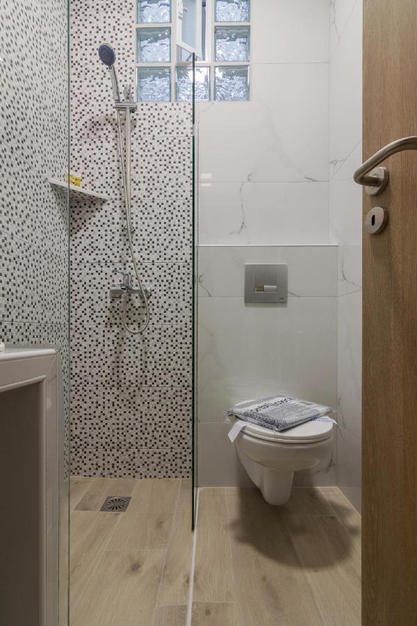 105 Adrianou Plaka Apartman Athén Kültér fotó